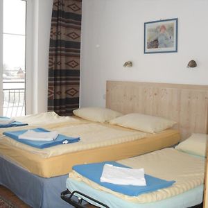 Pokój z łóżkiem king-size